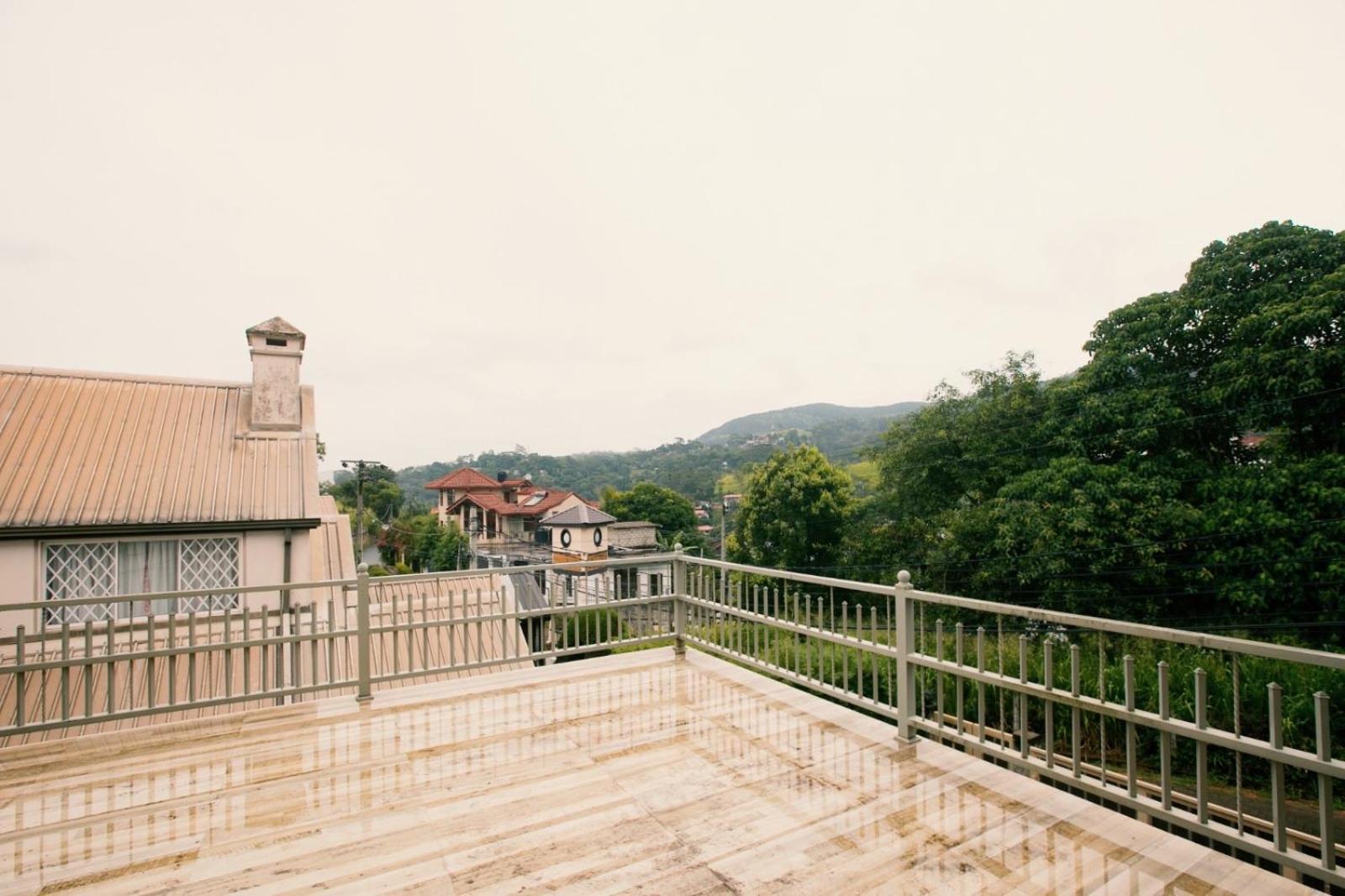 The Cloud Hanthana,