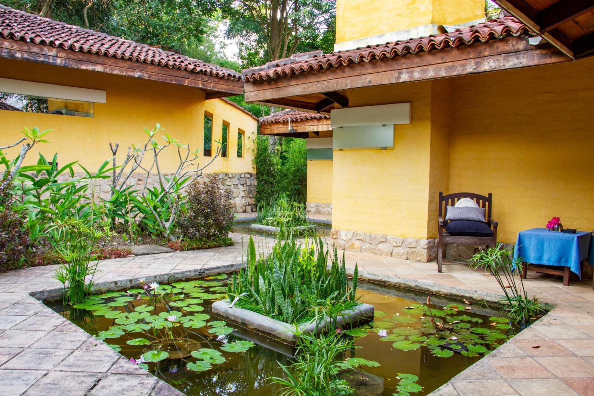 Bougainvillea Retreat