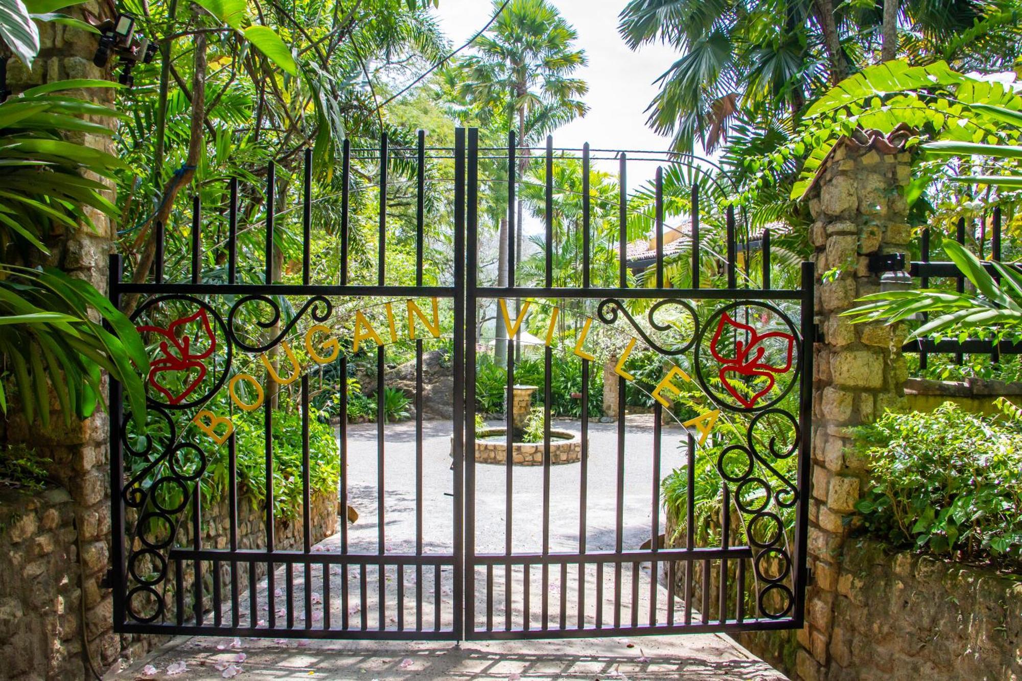 Guest house Bougainvillea Retreat 5*