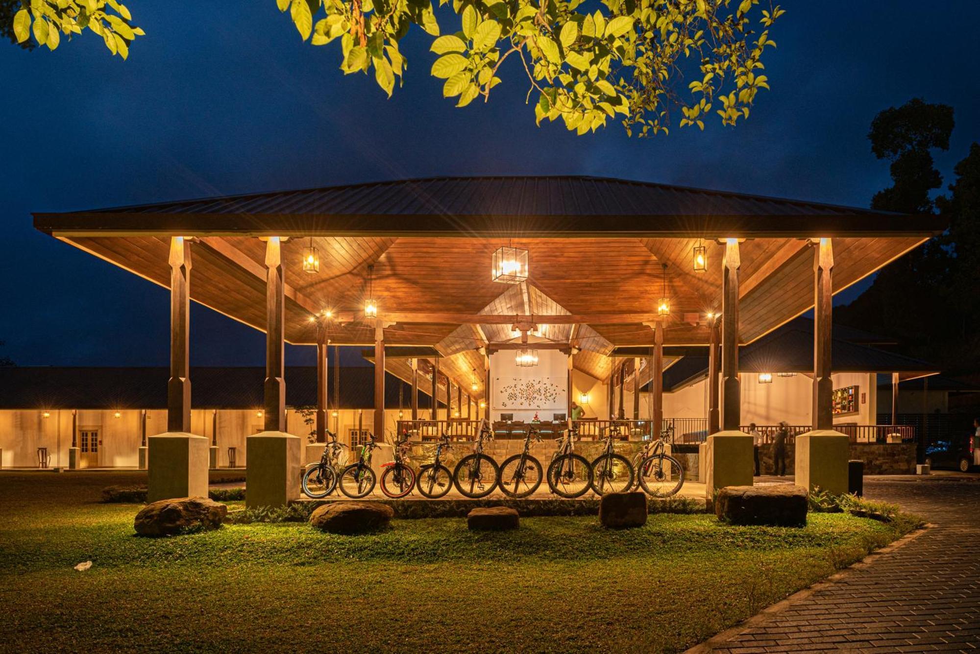 Simpson's Forest - Luxury Boutique & - Kandy