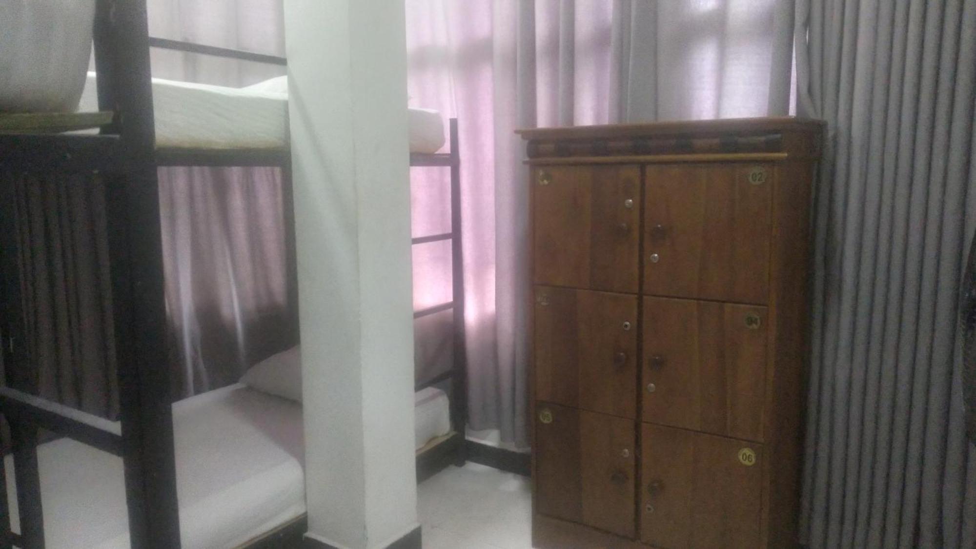 Tower Hotel *