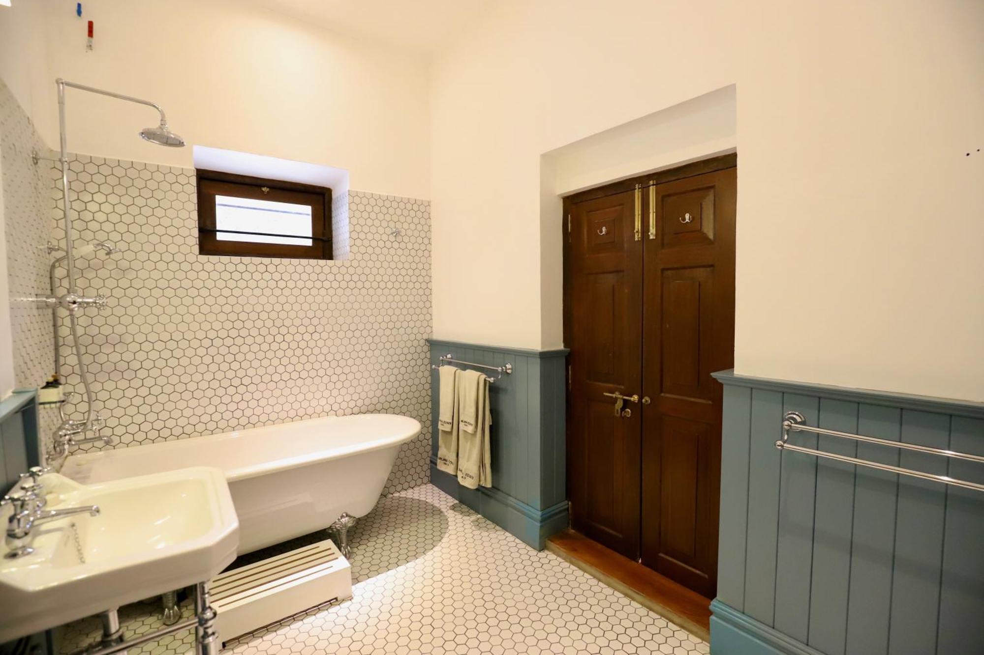 Guest house Bawlana Estate -