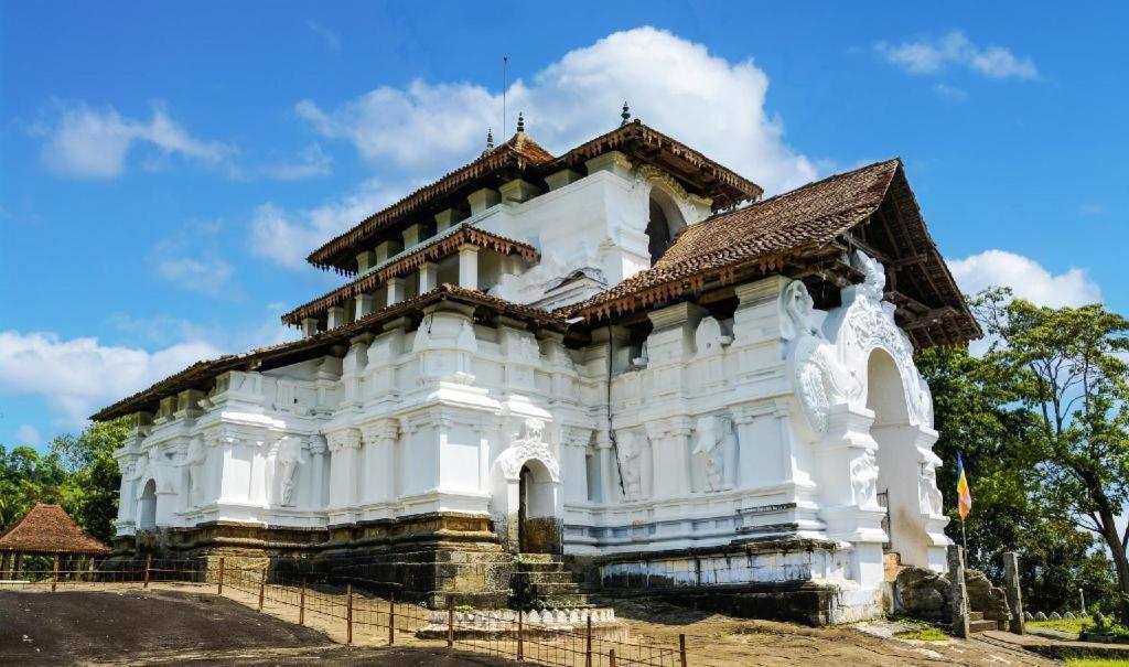 Hill House Kandy
