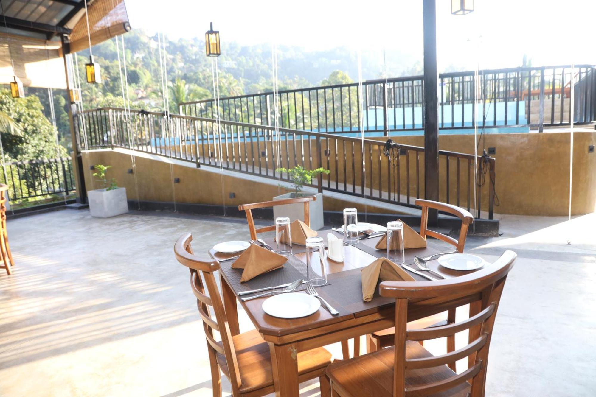 Hotel Ceylon Ayu Kandy