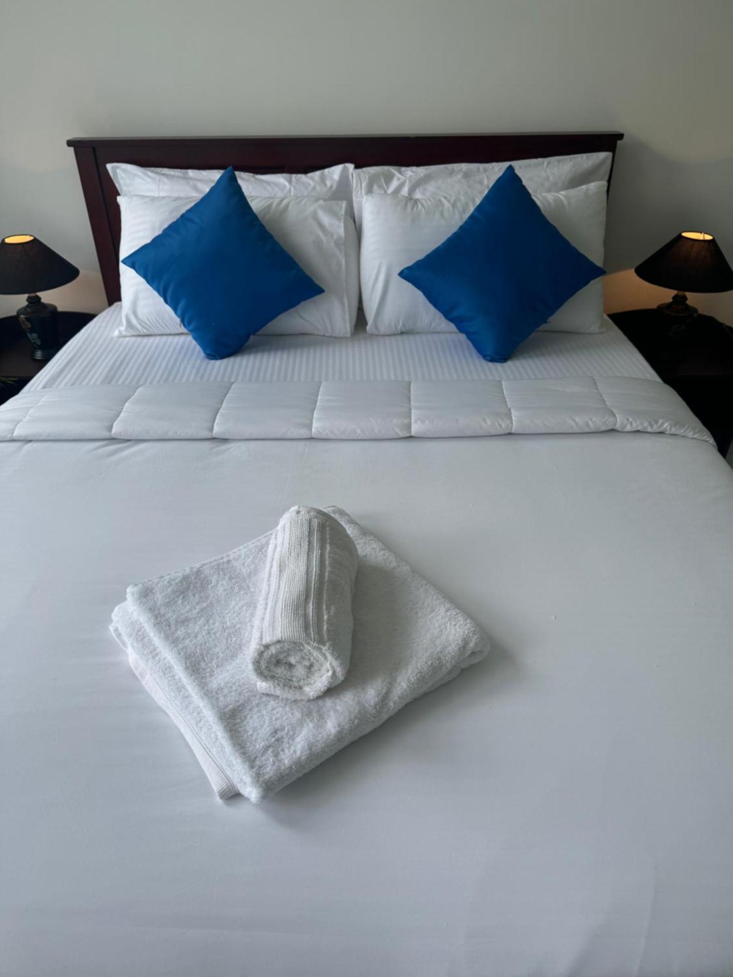 Alpine Breeze Bed & Breakfast *