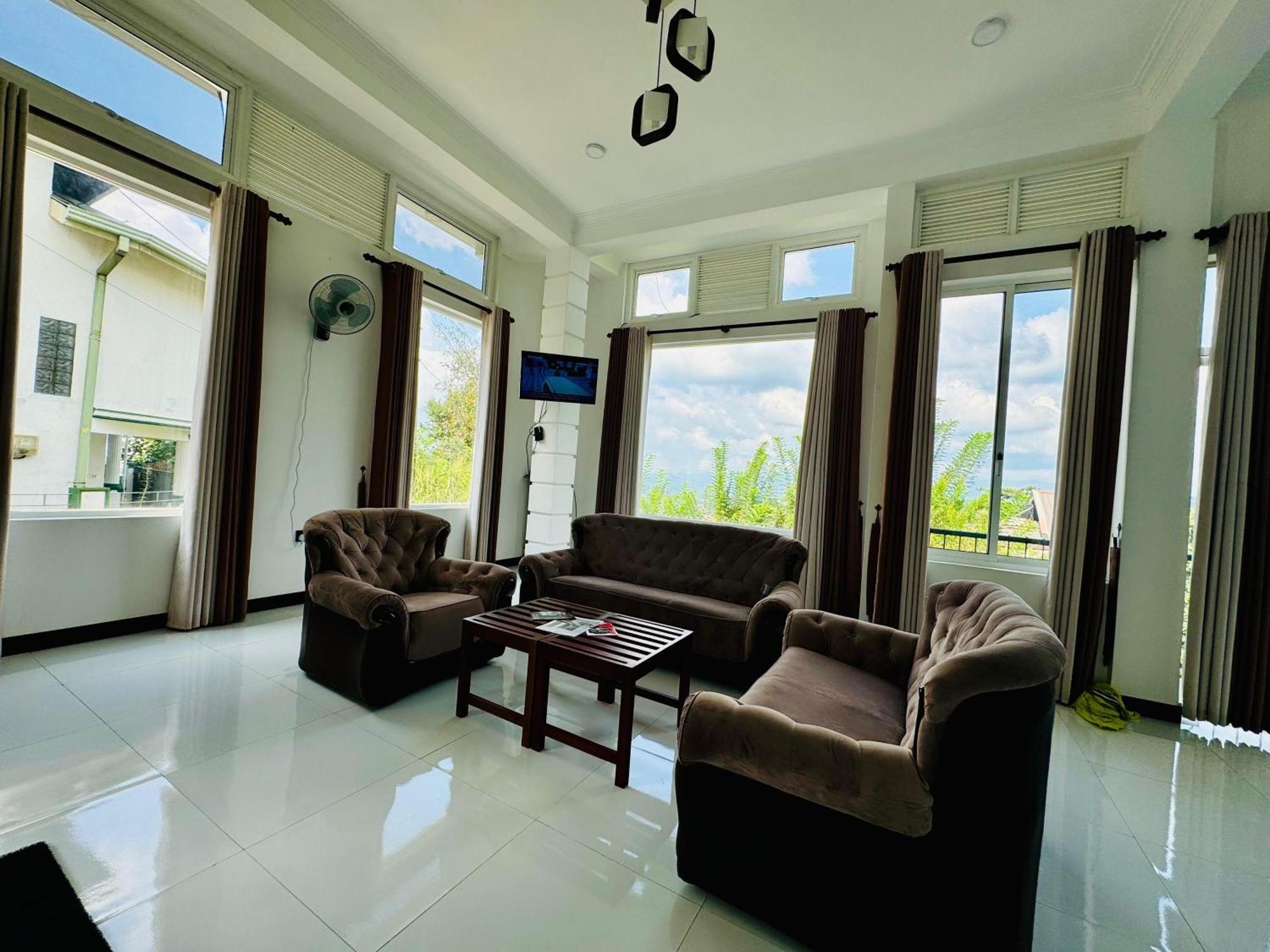 Bed & Breakfast Alpine Breeze *