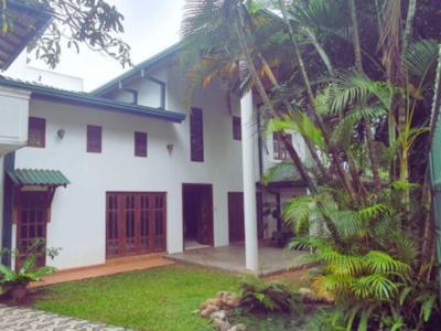 Arverne Kandy