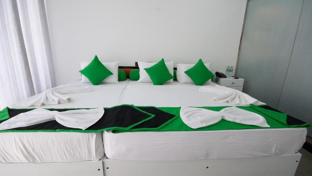 Hotel Avora 4*
