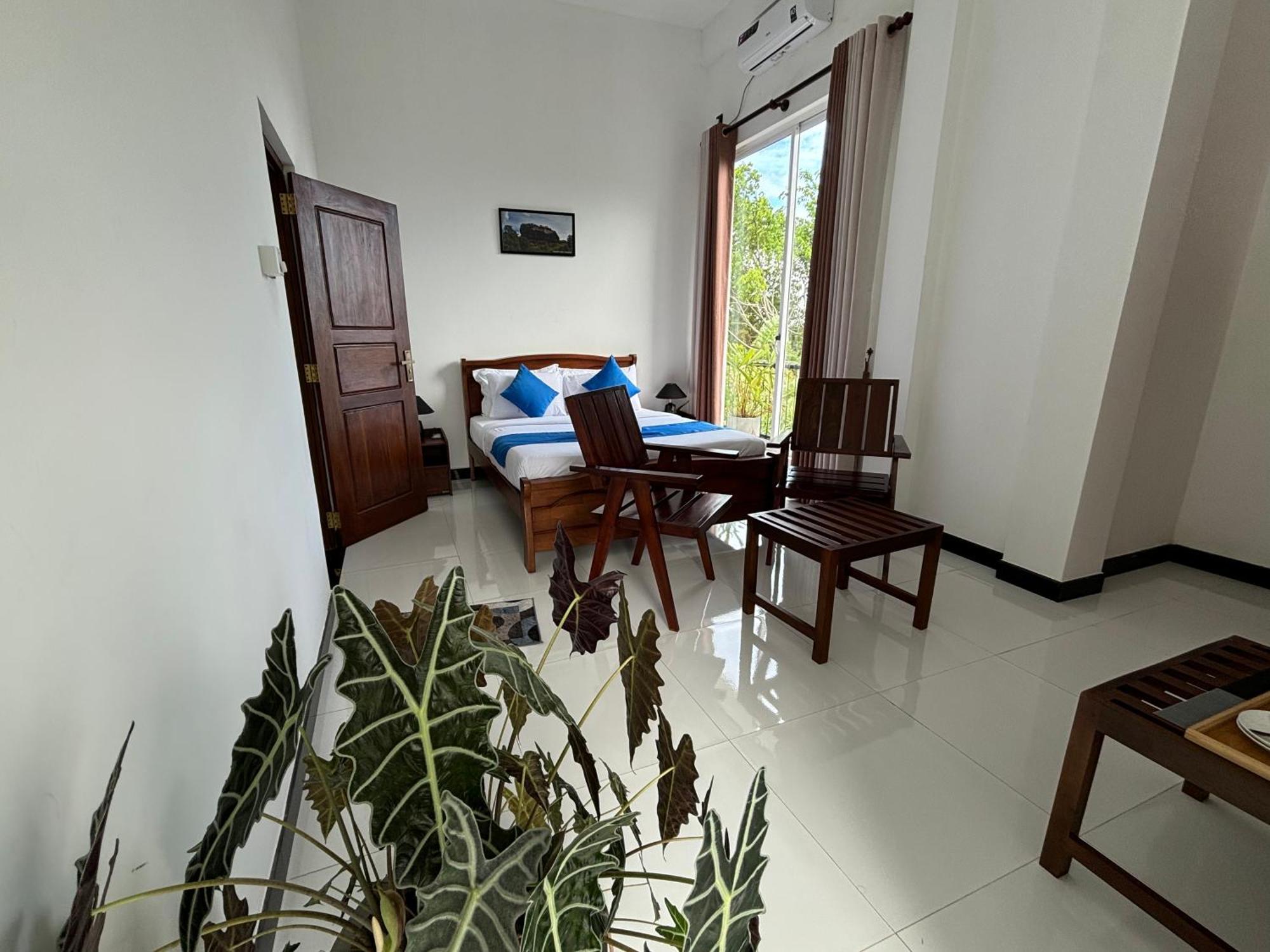 Alpine Breeze Bed & Breakfast