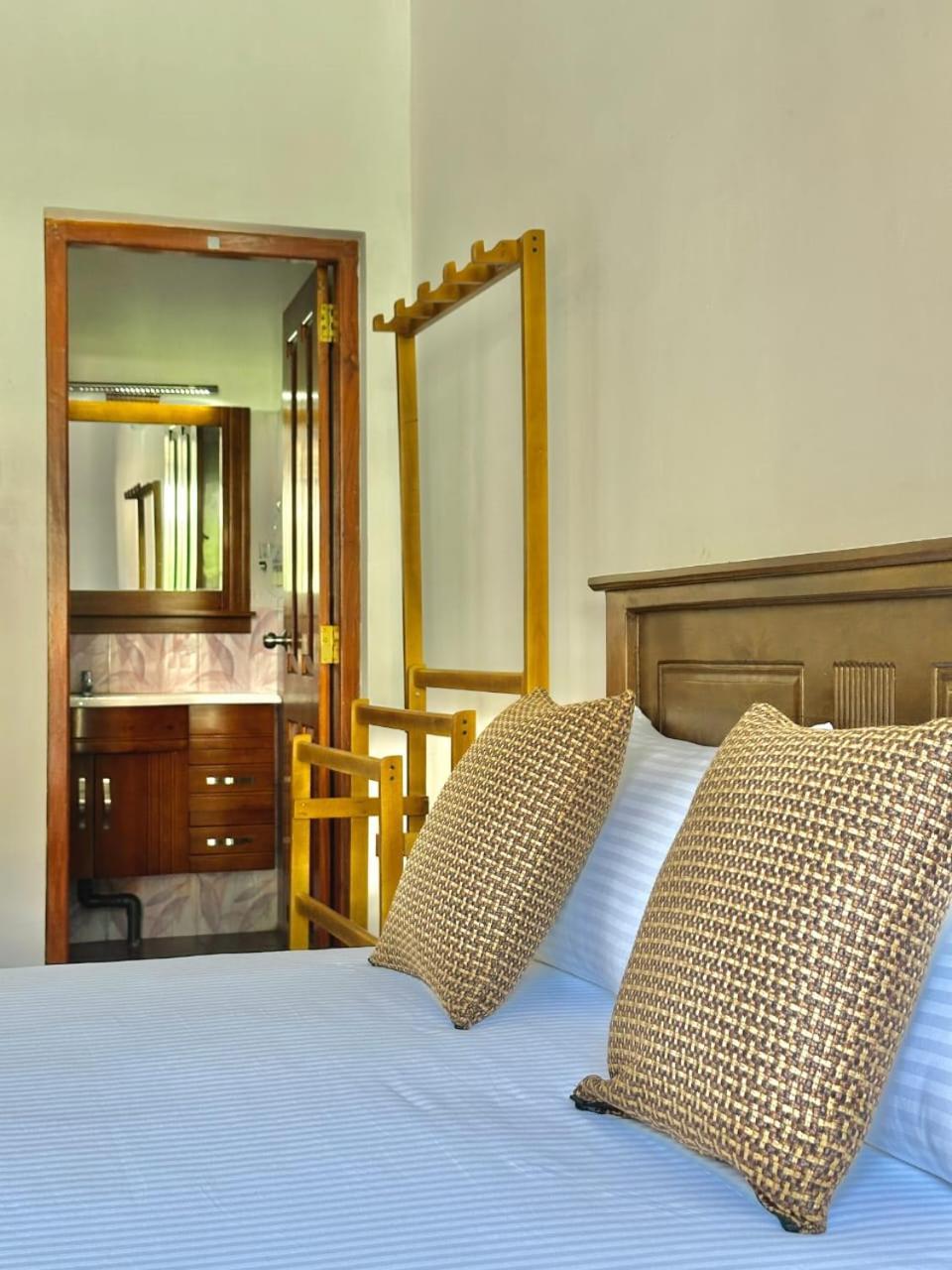 Hotel Liyora