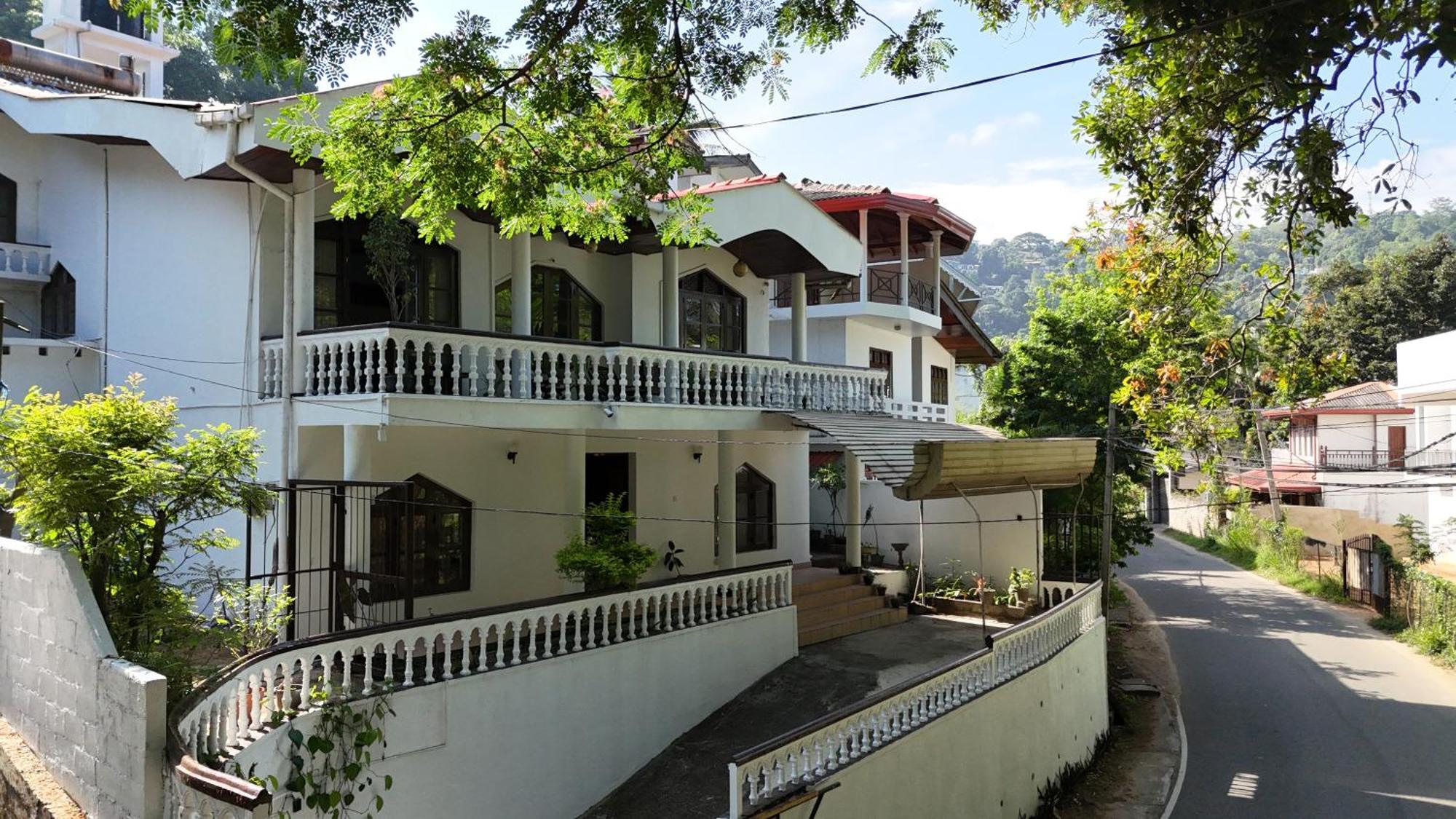 Guest house River View Srilanka Kandy