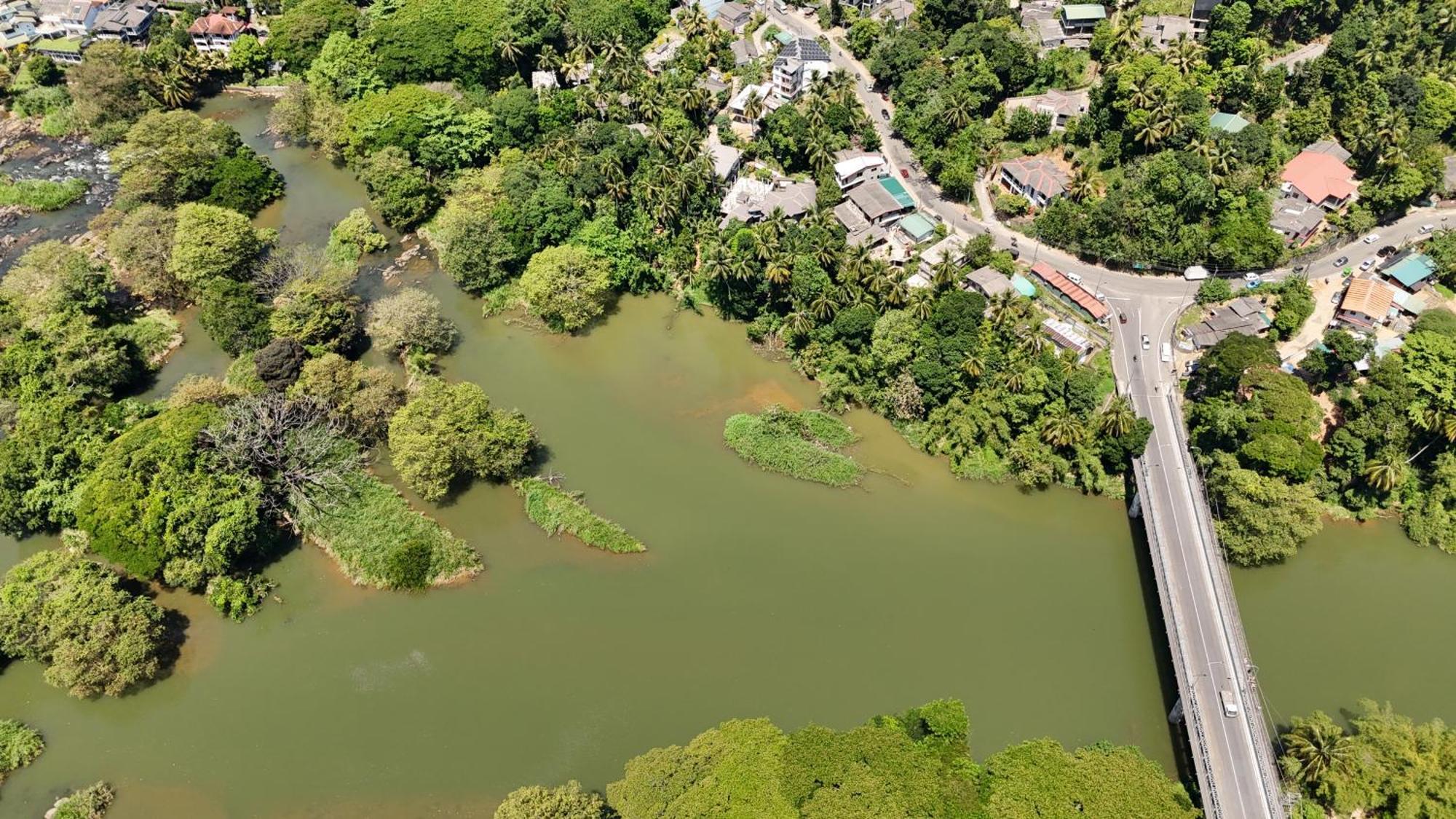 Guest house River View Srilanka Kandy