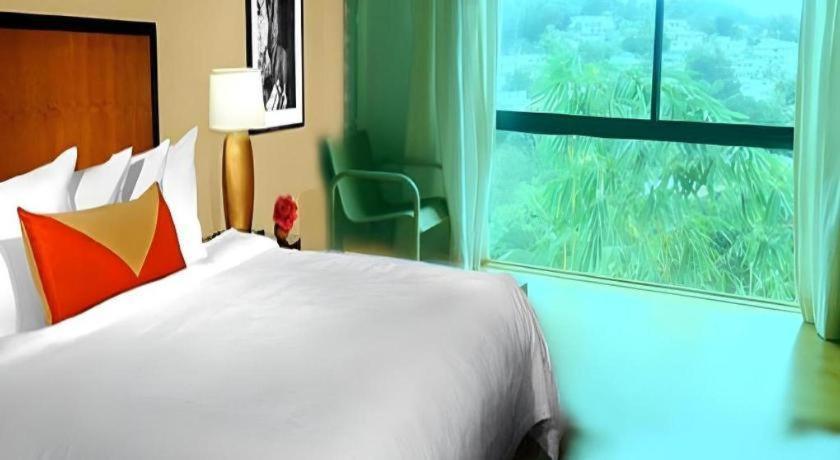Hill House Hotel