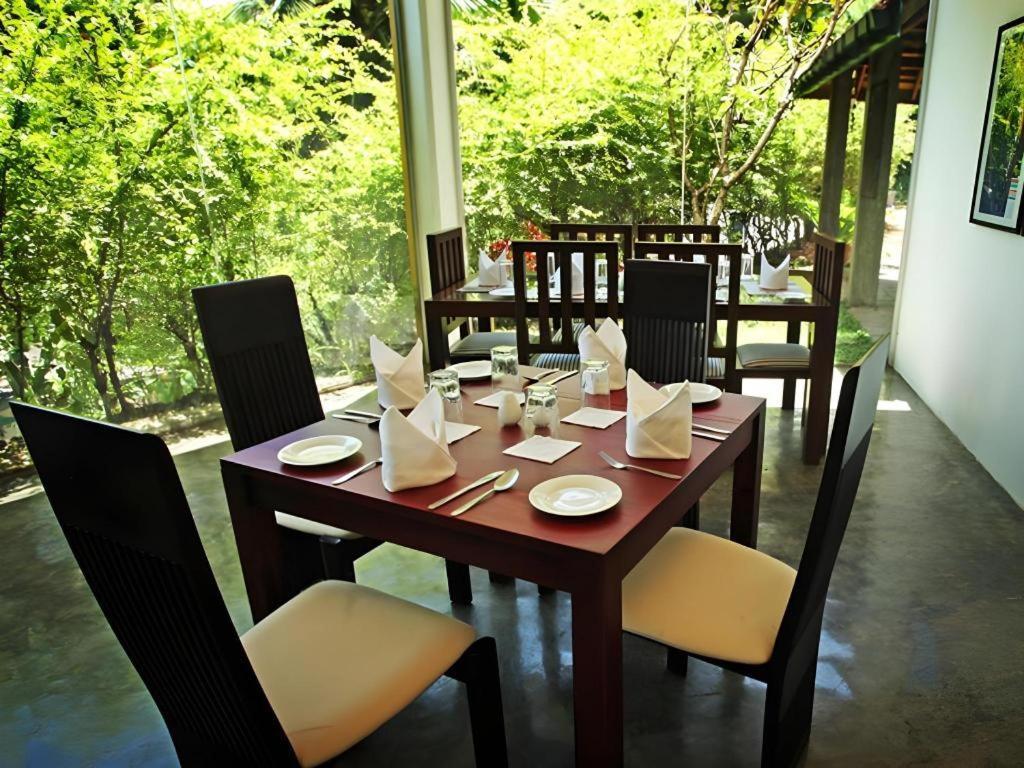 Hotel Hill House 3*