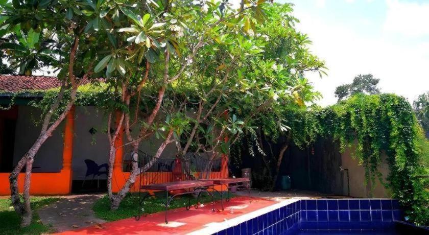 Hotel Hill House 3*