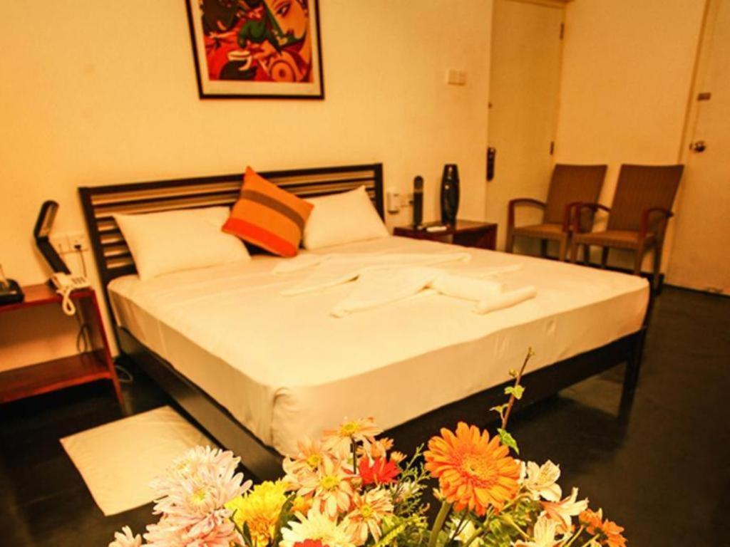 Hill House Hotel 3*