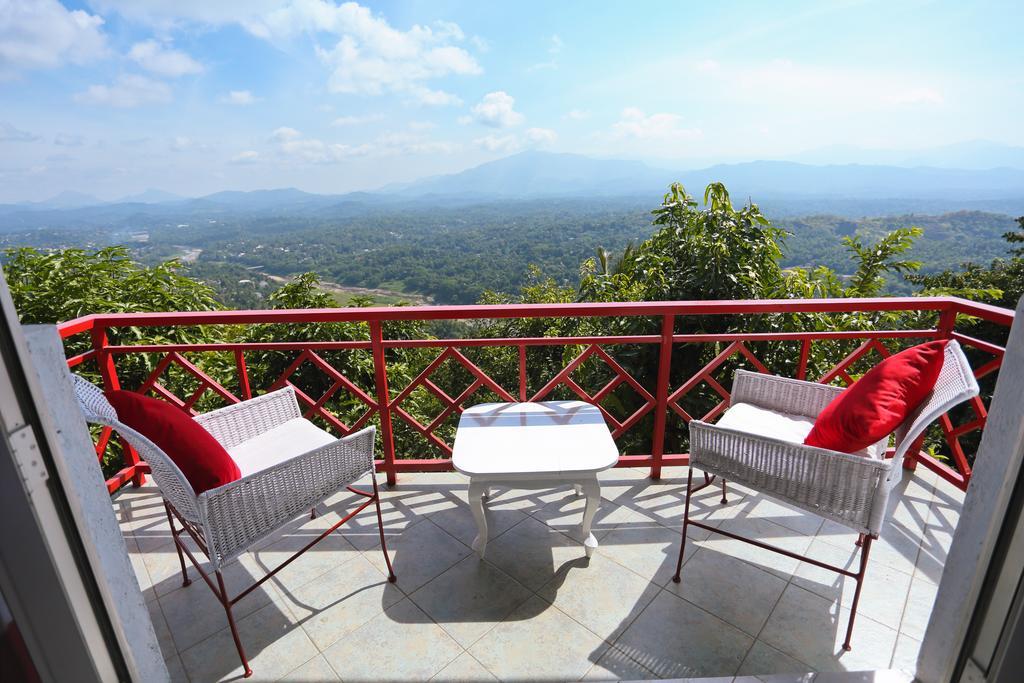 Homestay Redhill Kandy *