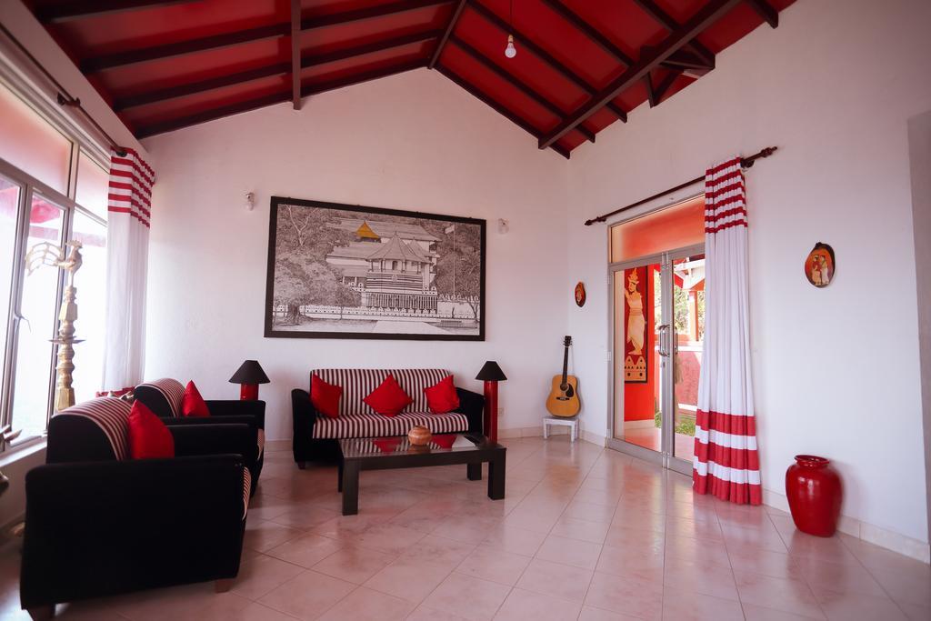Homestay Redhill Kandy Tennekumbura