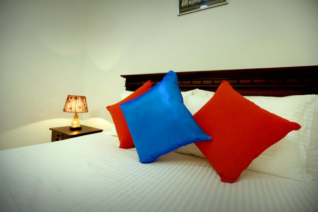 Travellers Homestay *