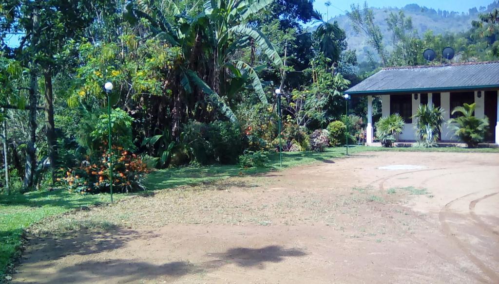 Guest house Leaf Holiday Resort *