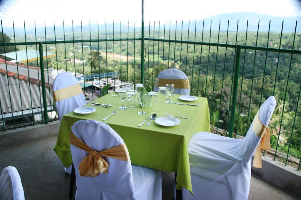 Senkada Rest