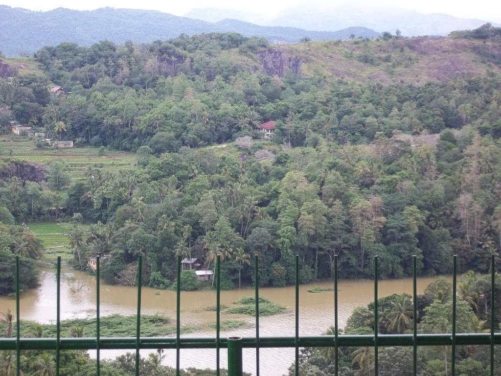 Senkada Rest