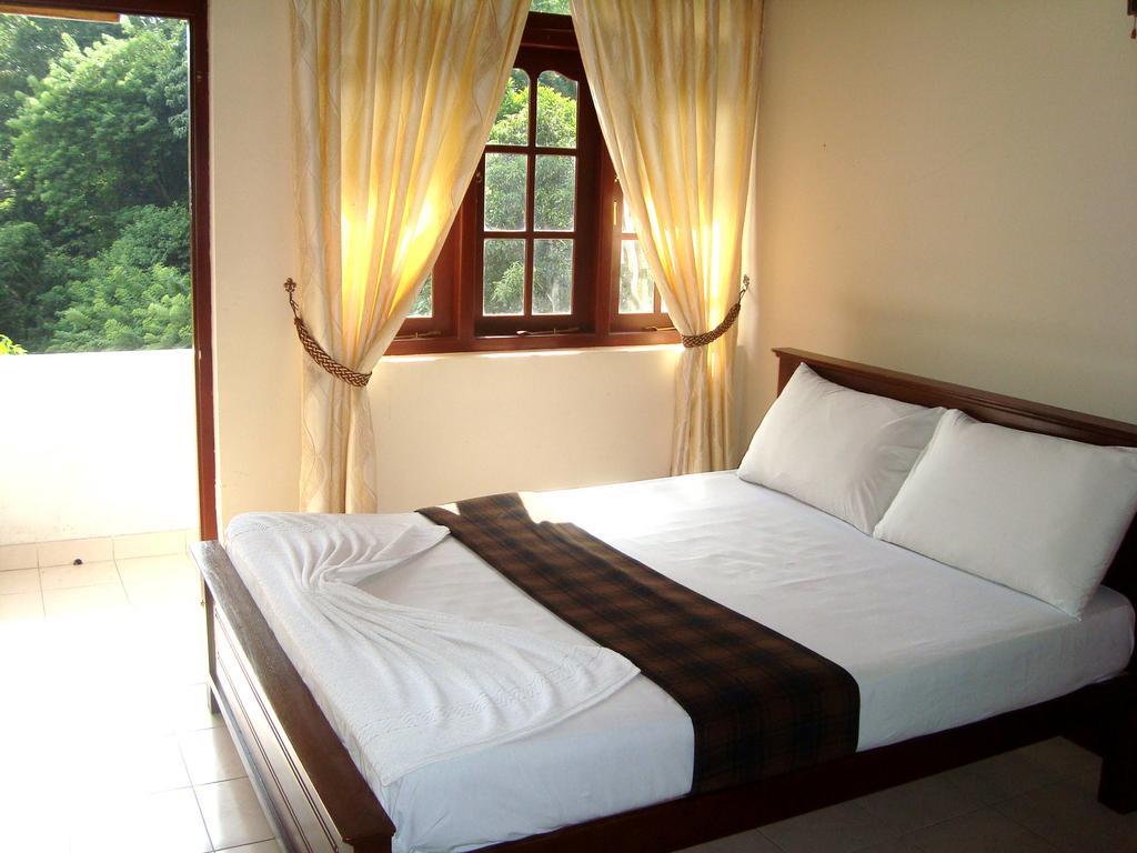 Layathraa Guest house 2*