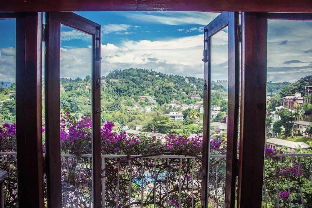 Blinkbonnie Guest house