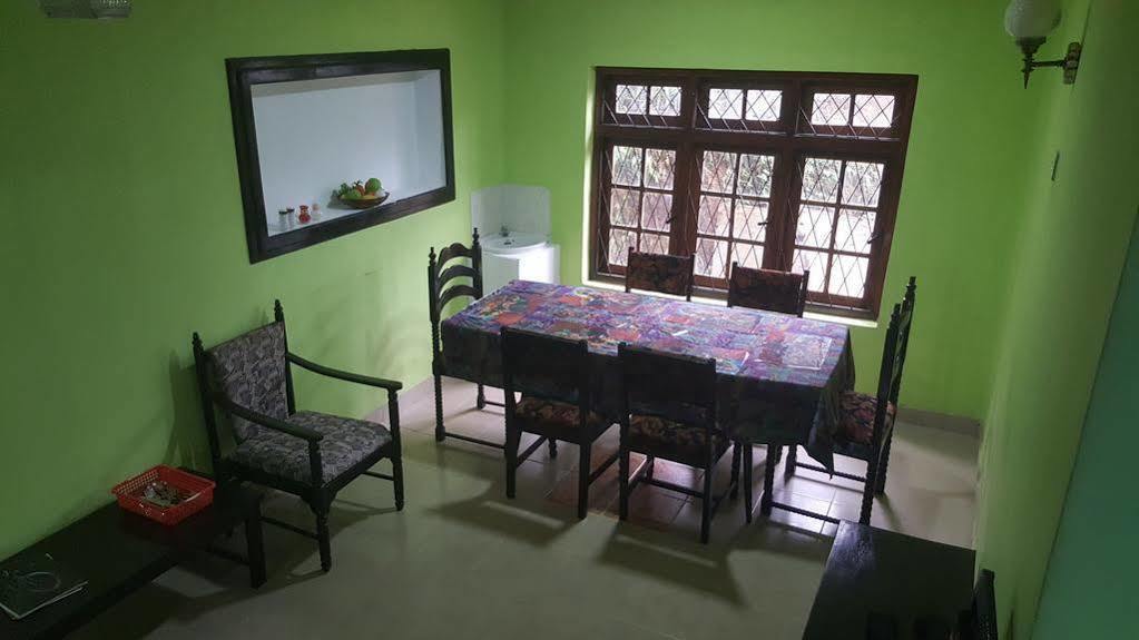 Araliya Holiday home *