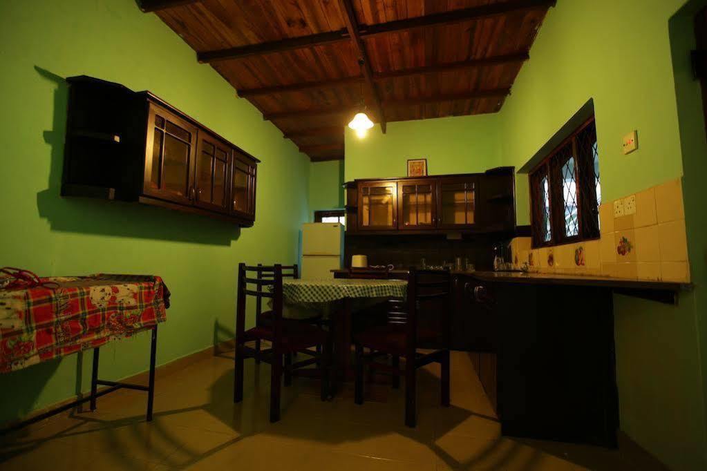 Araliya Holiday home *