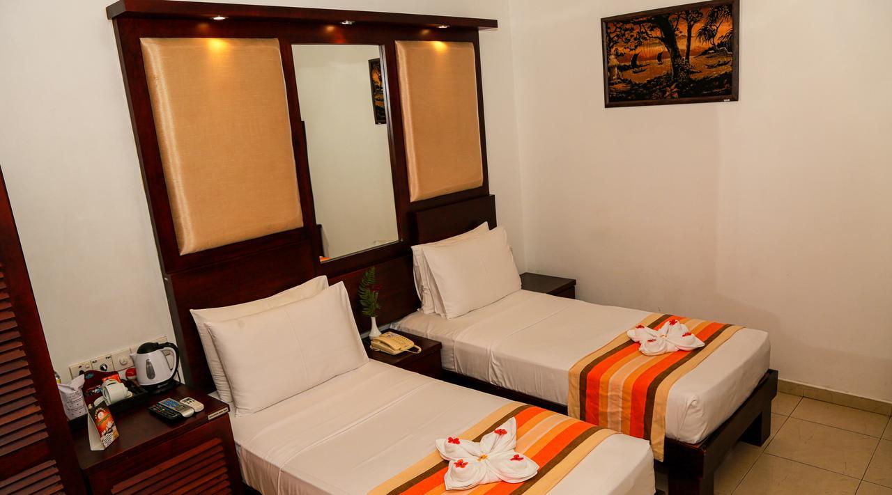 Hotel Oak Ray Serene Garden