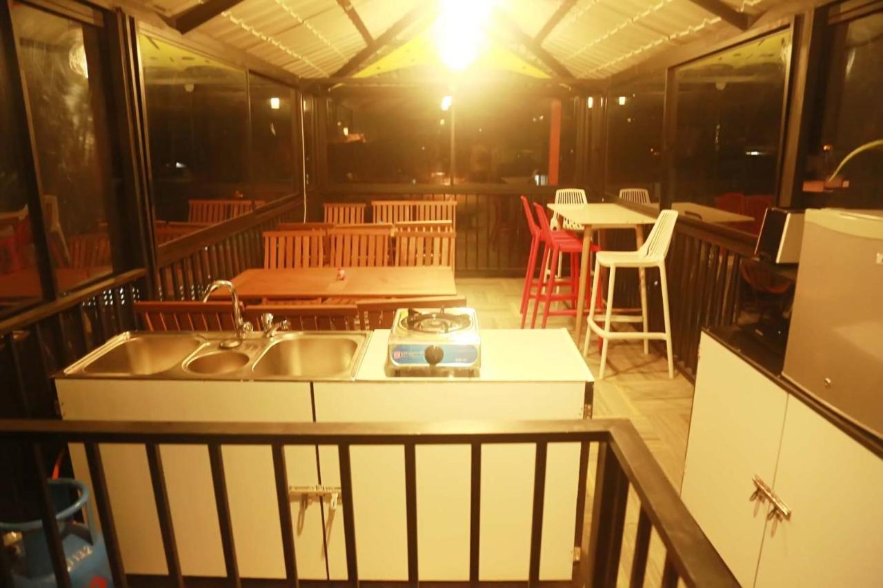 Hostel Mid Town
