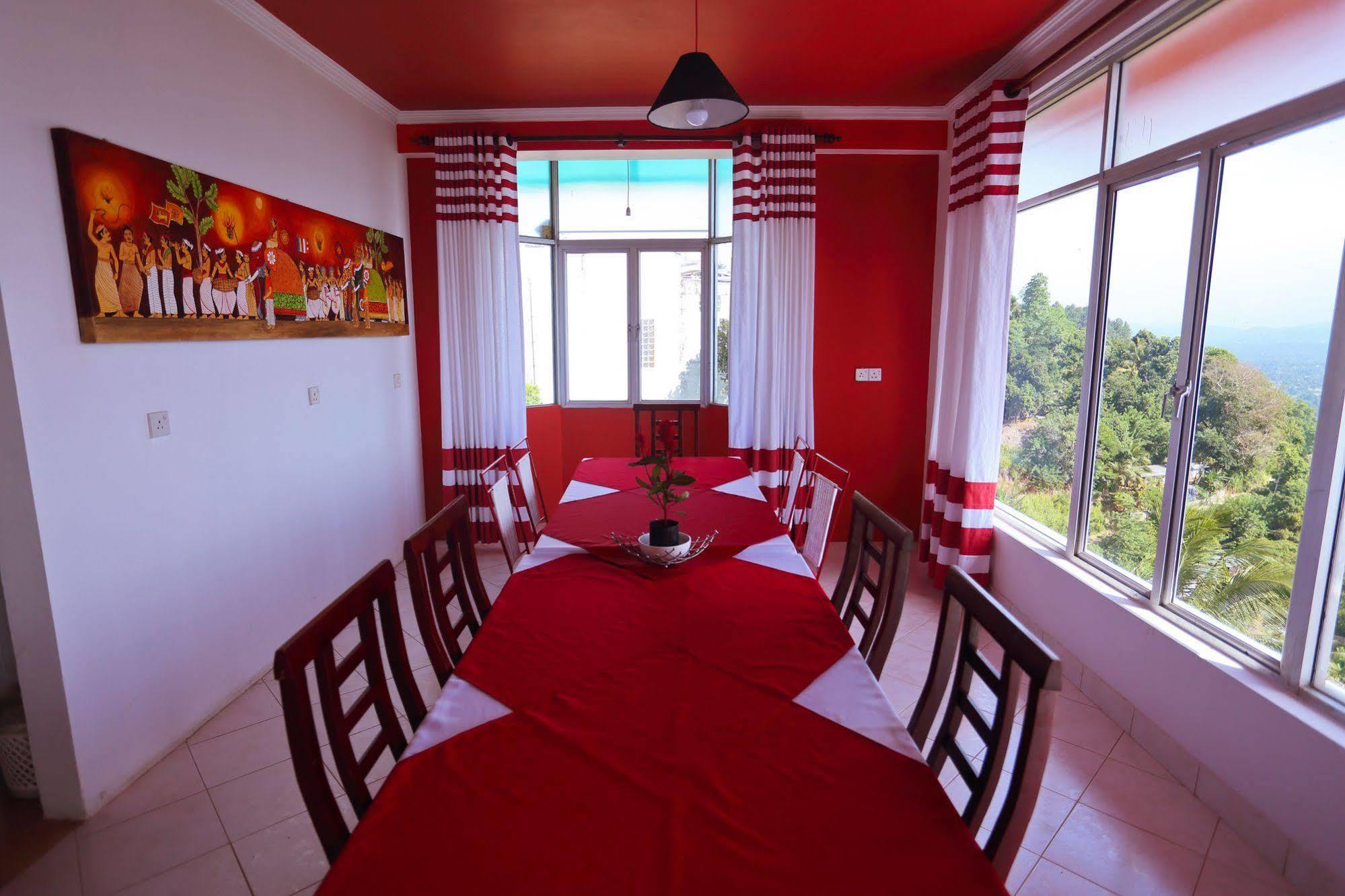 Redhill Kandy Homestay *
