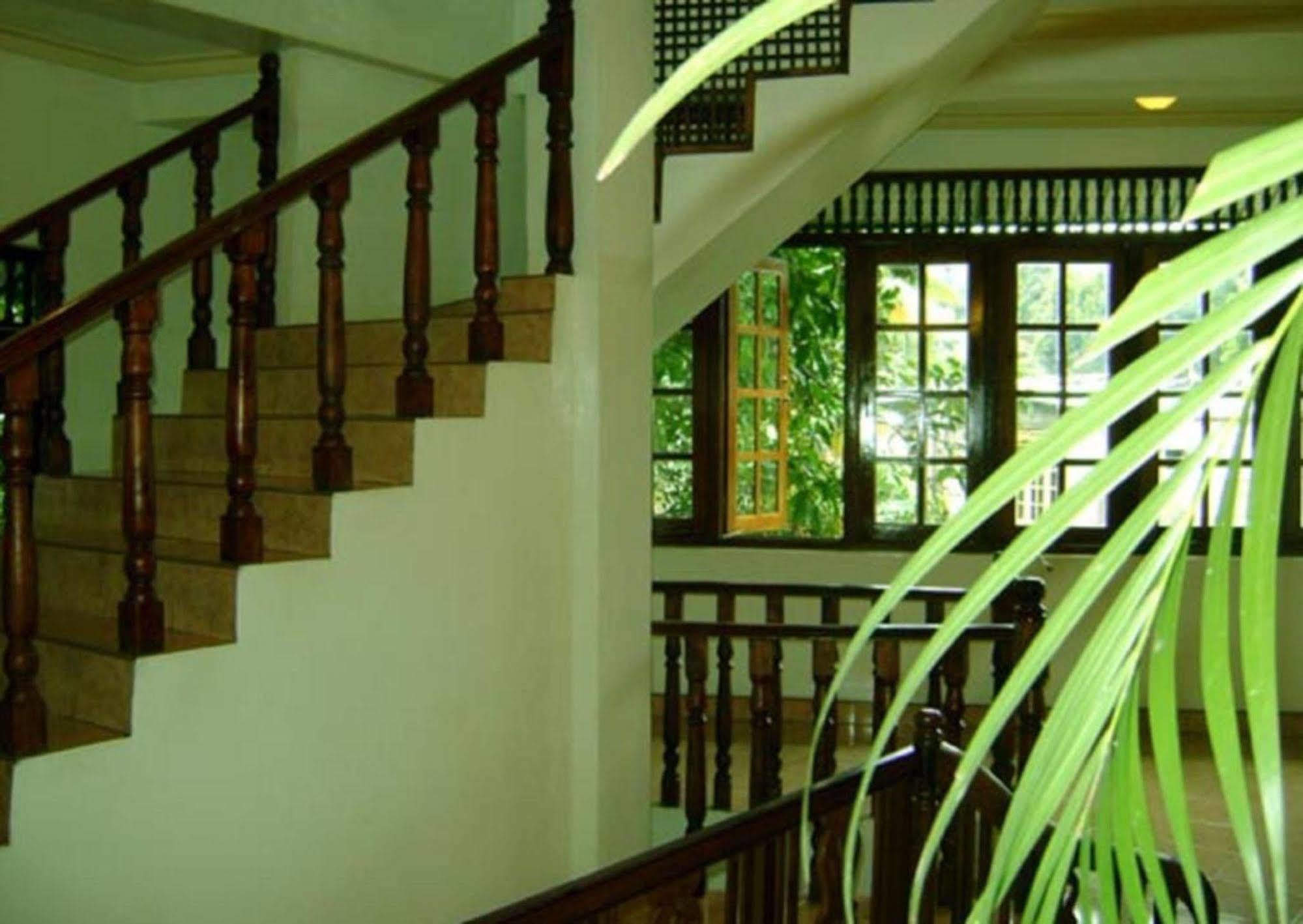 Hostel Palm Garden Kandy