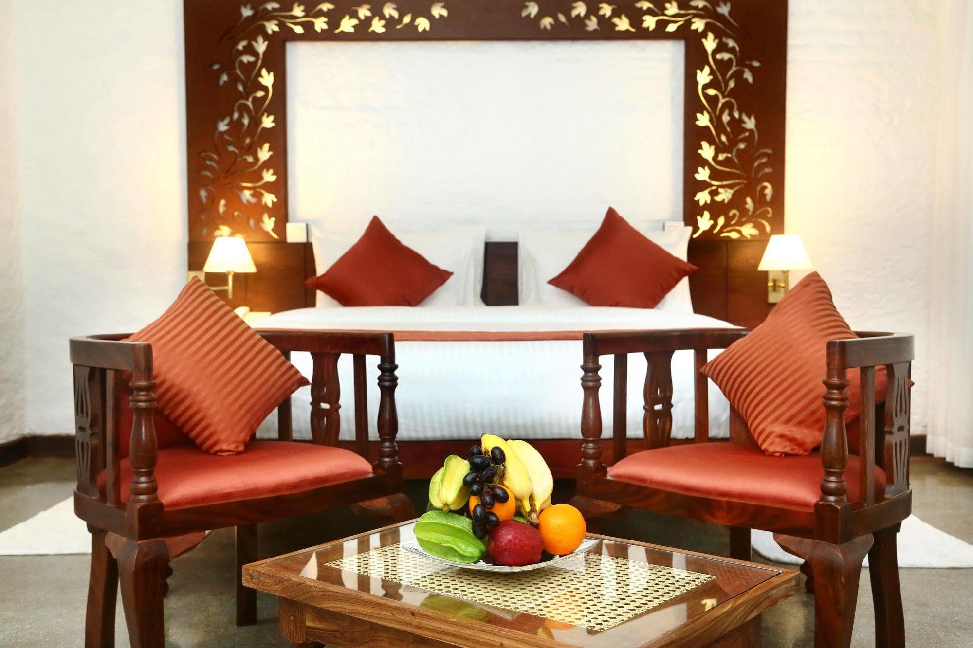Mahakanda Hotel