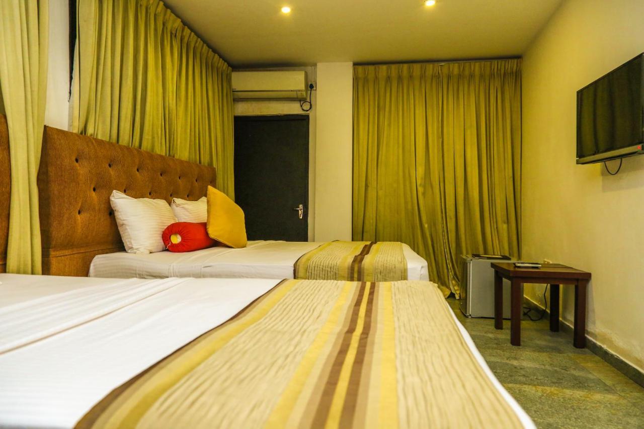 Oak Ray Hotel