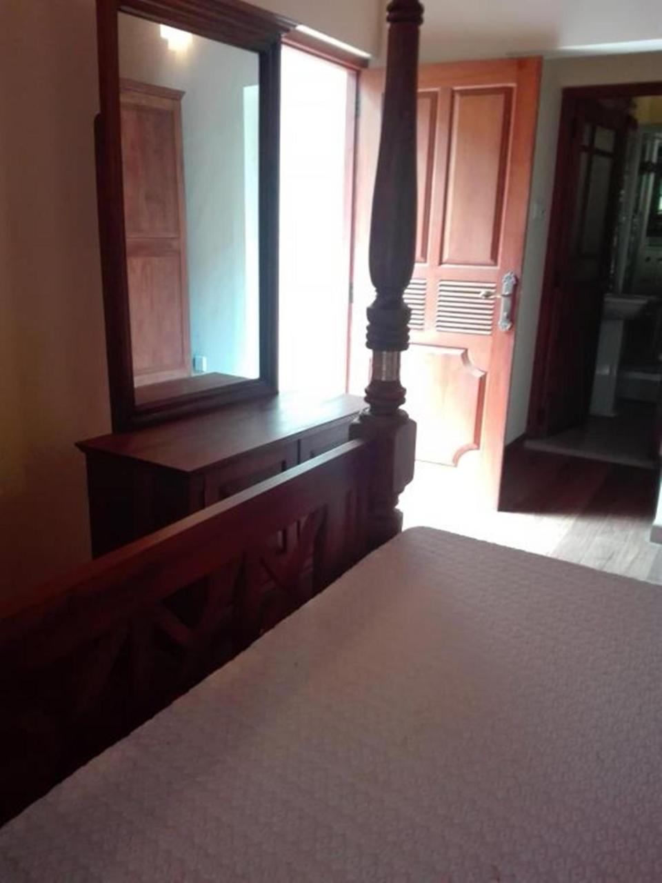 Hotel Heaven Palace Kandy