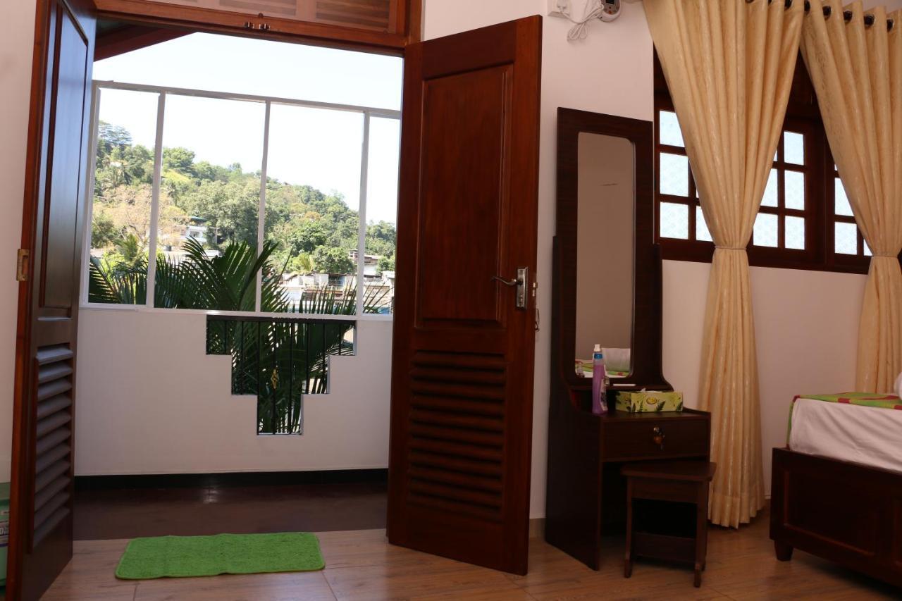 Village Homestay Kandy