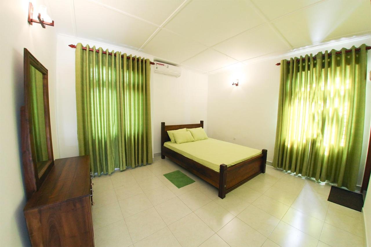 Holiday home 12 B Lewella Road, Kandy. *
