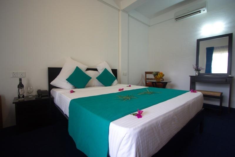 Kothmale Holiday Hotel