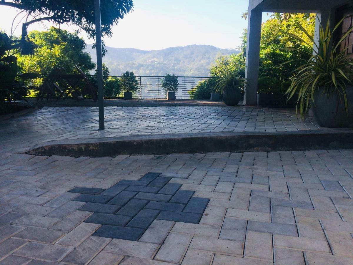 Selyna Sky Terrace 3*