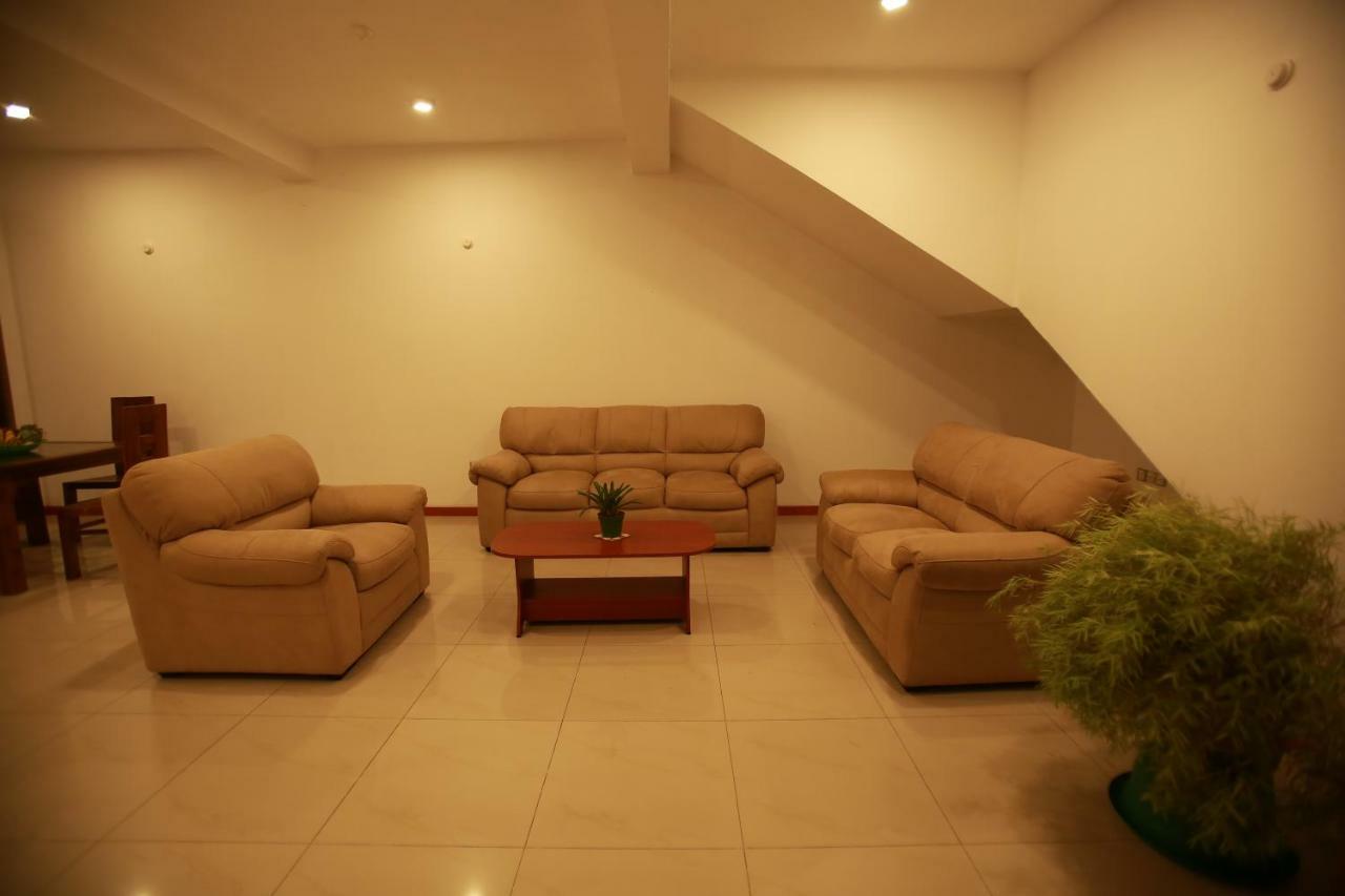 Kandyan Fo Rest Apartment *