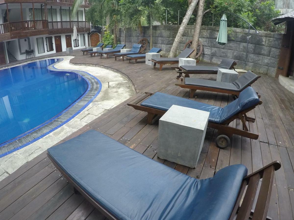 Hostel Sizzlers Hub