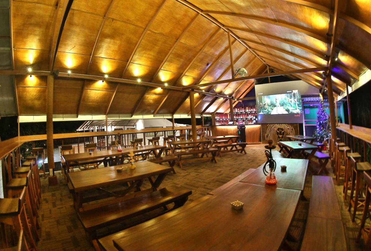 Hostel Sizzlers Hub