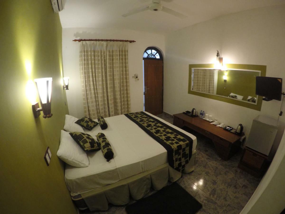 Hostel Sizzlers Hub Kandy