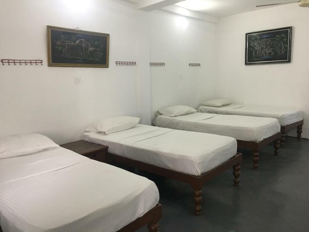 Hostel Sizzlers Hub *