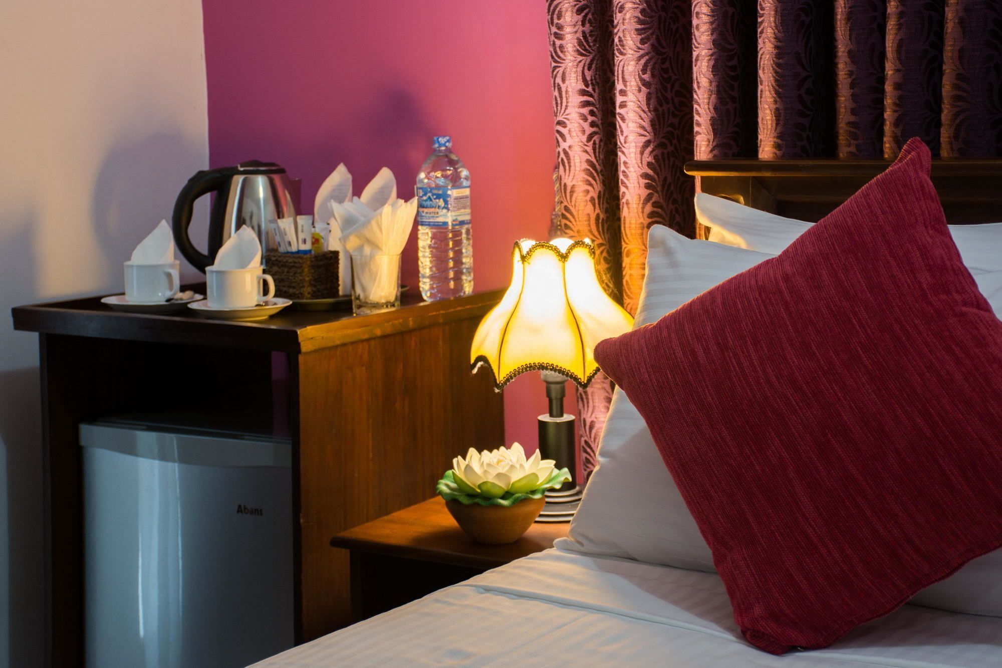 Ceyloni View Hotel 3*