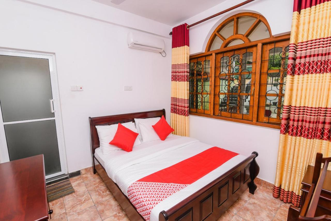Red Star Kandyan 3*
