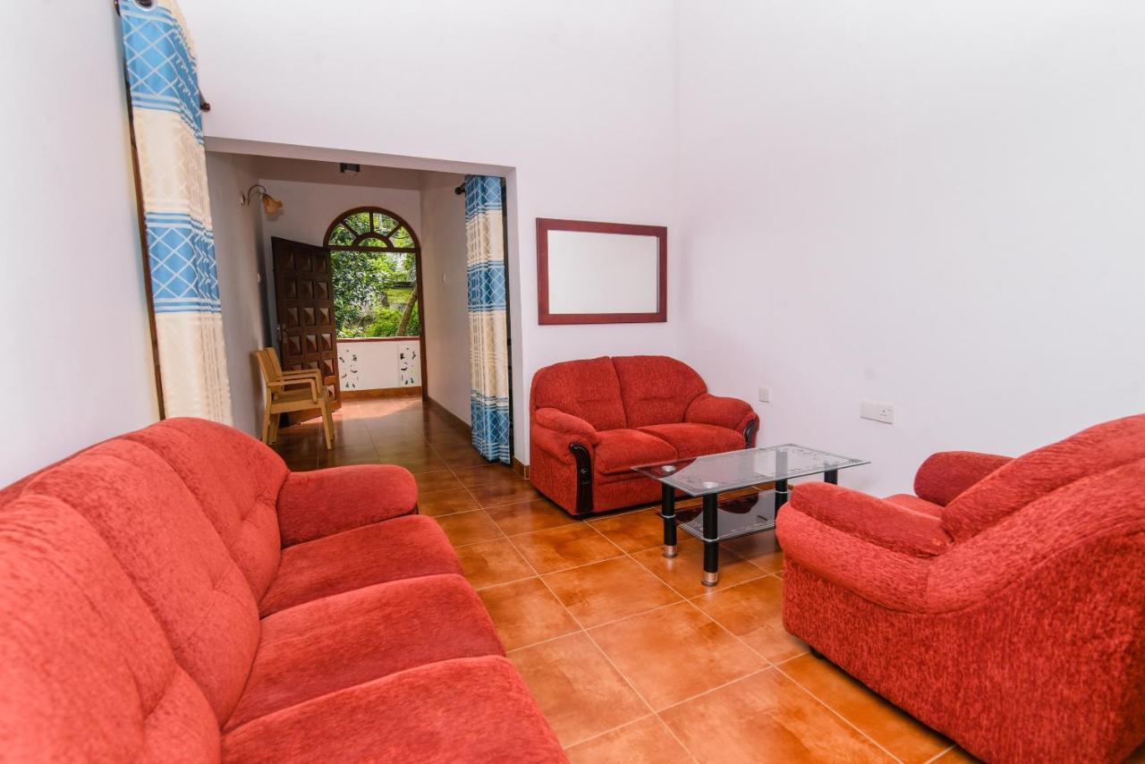 Hotel Red Star Kandyan 3*