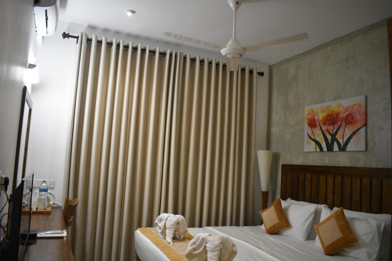 Hotel Lotus Kandy